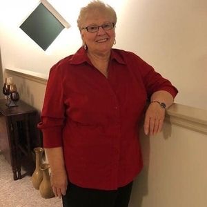 Meet your Posher, Lena